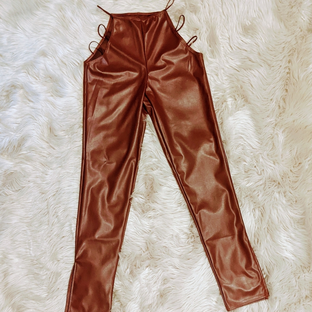 Cut Out Side Split Hem Pants